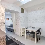 Piso En Lavapies 3 Dormitorios 8 Personas